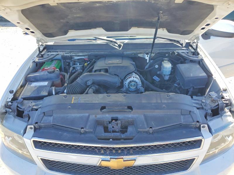 Продажа на аукционе авто 2007 Chevrolet Suburban, vin: 3GNFK16367G213270, номер лота: 56676896