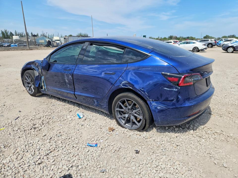 2022 Tesla Model 3 მანქანა იყიდება აუქციონზე, vin: 5YJ3E1EB5NF314976, აუქციონის ნომერი: 85771415