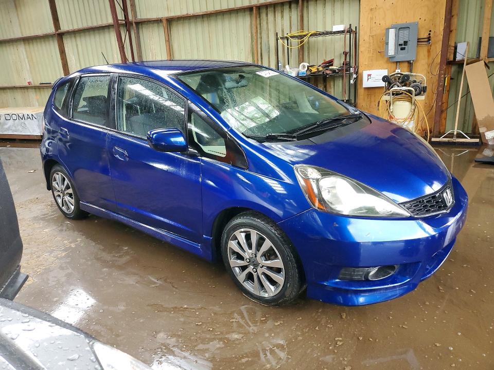 Продажа на аукционе авто 2013 Honda Fit, vin: LUCGE8H75D3007431, номер лота: 57724606