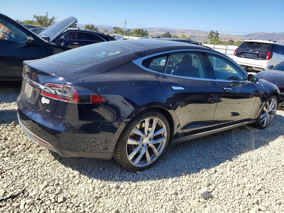 Продажа на аукционе авто 2013 Tesla Model S, vin: 5YJSA1AC7DFP10217, номер лота: 58993706