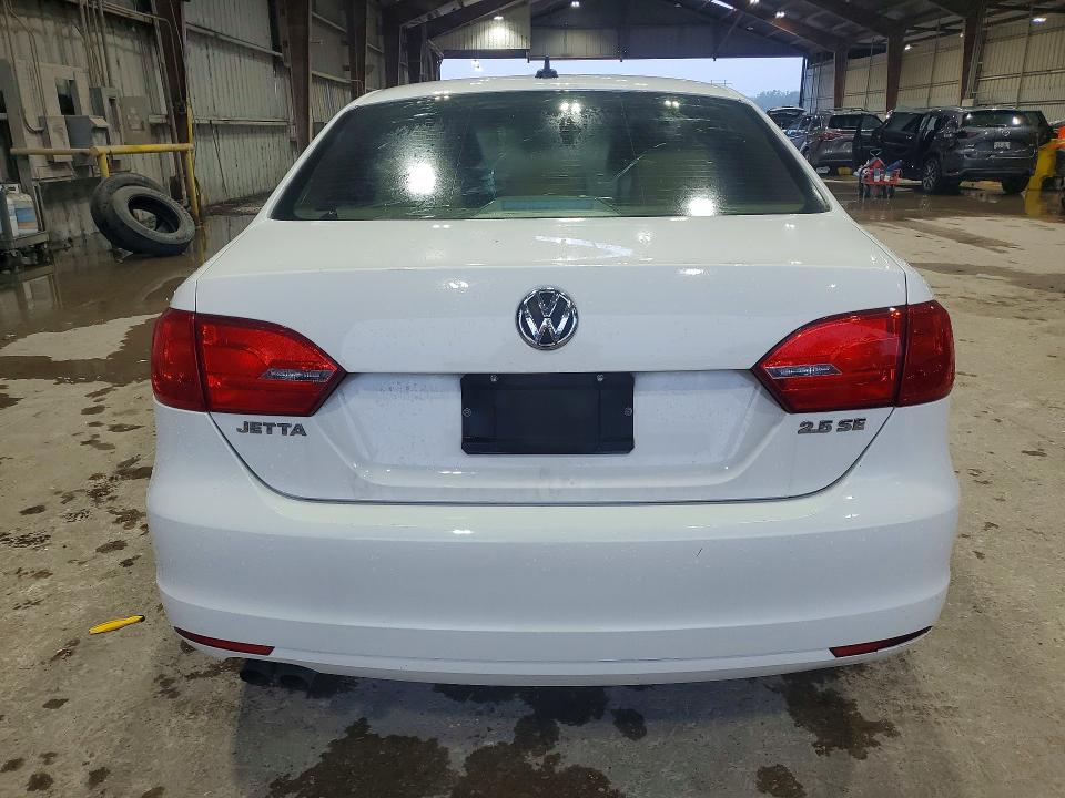 57010836 :رقم المزاد ، 3VWDX7AJ6DM373024 vin ، 2013 Volkswagen Jetta مزاد بيع