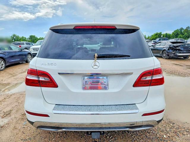 2015 Mercedes-benz Ml მანქანა იყიდება აუქციონზე, vin: 4JGDA5JB7FA552816, აუქციონის ნომერი: 56144966