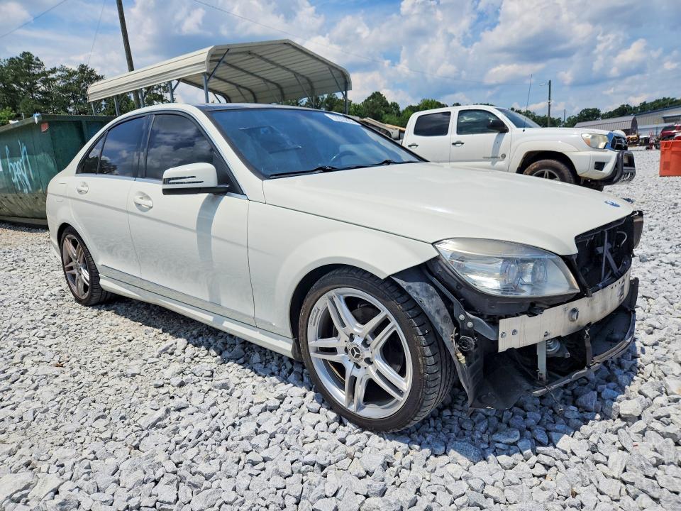 2011 Mercedes-benz C მანქანა იყიდება აუქციონზე, vin: WDDGF5EB3BA509572, აუქციონის ნომერი: 57255836