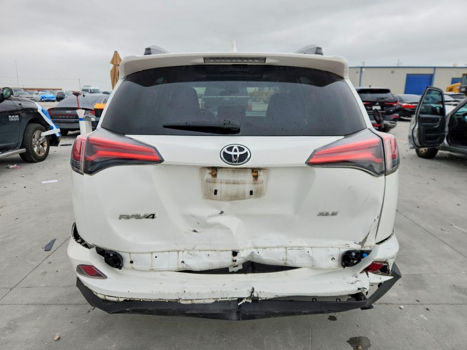 2018 Toyota Rav4 მანქანა იყიდება აუქციონზე, vin: 2T3WFREV1JW489877, აუქციონის ნომერი: 57347496