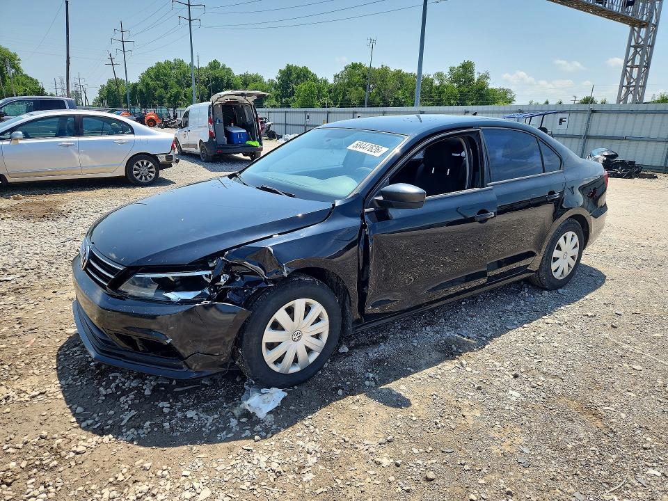 58447626 :رقم المزاد ، 3VW167AJXGM307005 vin ، 2016 Volkswagen Jetta مزاد بيع