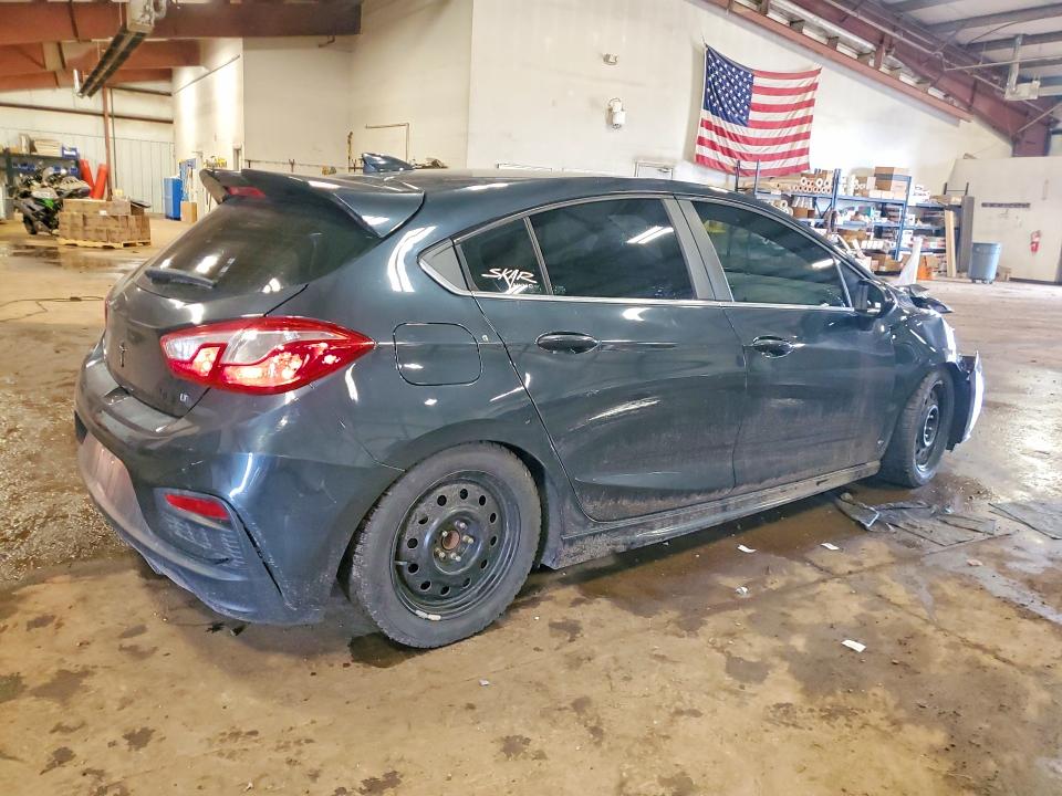 2017 Chevrolet Cruze მანქანა იყიდება აუქციონზე, vin: 3G1BE6SM2HS572021, აუქციონის ნომერი: 58603766