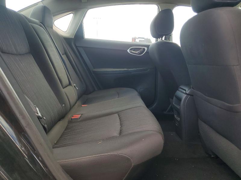 55549796 :رقم المزاد ، 3N1AB7AP4KY247519 vin ، 2019 Nissan Sentra مزاد بيع