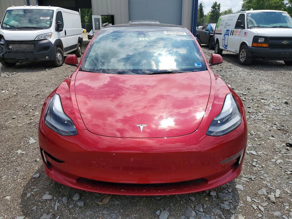 2022 Tesla Model 3 მანქანა იყიდება აუქციონზე, vin: 5YJ3E1EA1NF371005, აუქციონის ნომერი: 56888596