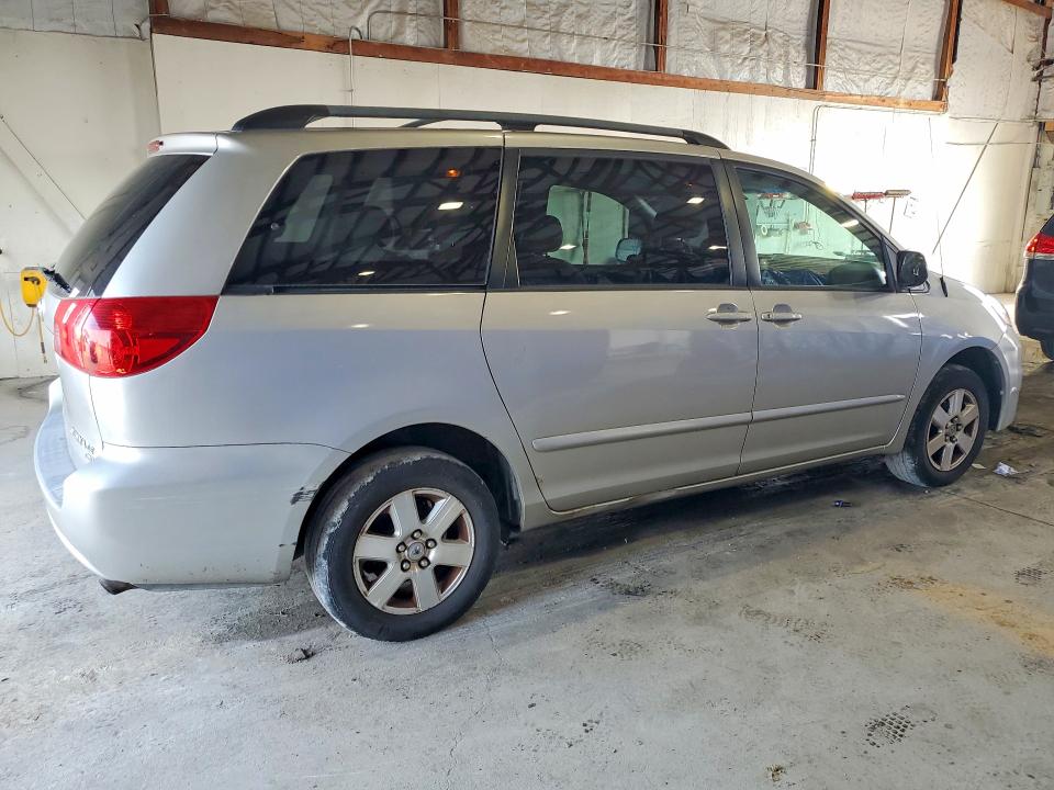 Продажа на аукционе авто 2006 Toyota Sienna, vin: 5TDBA23C26S064912, номер лота: 57028606