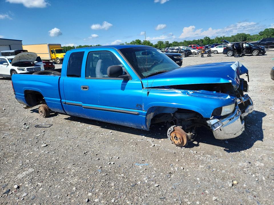 2000 Dodge Ram 1500 მანქანა იყიდება აუქციონზე, vin: 3B7HC13Z4YG109112, აუქციონის ნომერი: 51922386