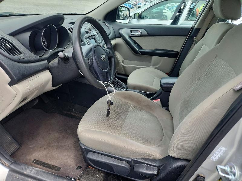 2013 Kia Forte მანქანა იყიდება აუქციონზე, vin: KNAFU4A27D5733643, აუქციონის ნომერი: 53910806