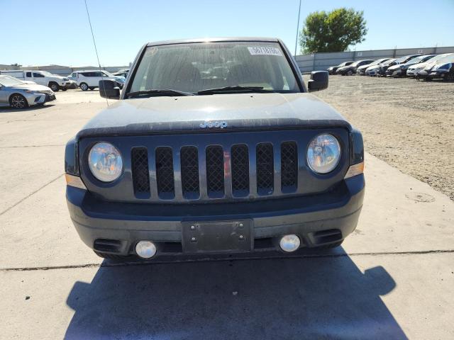 56718766 :رقم المزاد ، 1C4NJPBA1FD313061 vin ، 2015 Jeep Patriot مزاد بيع