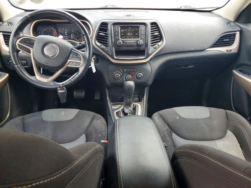 56811956 :رقم المزاد ، 1C4PJLCB6JD554096 vin ، 2018 Jeep Cherokee مزاد بيع