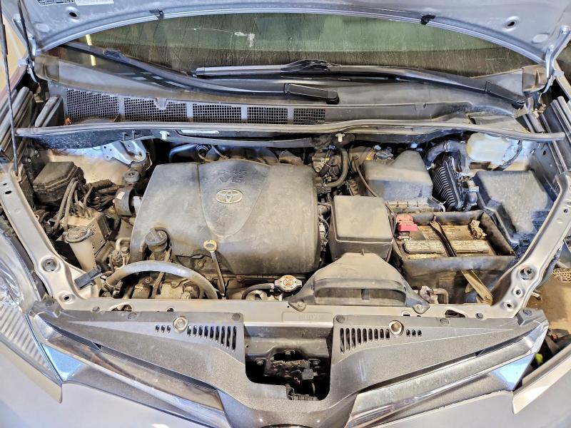 55655906 :رقم المزاد ، 5TDDZ3DC2JS201880 vin ، 2018 Toyota Sienna مزاد بيع