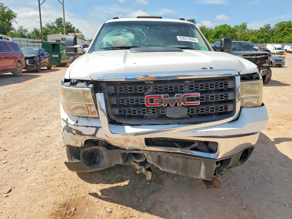 55651856 :رقم المزاد ، 1GT322CG3DF196353 vin ، 2013 Gmc Sierra مزاد بيع