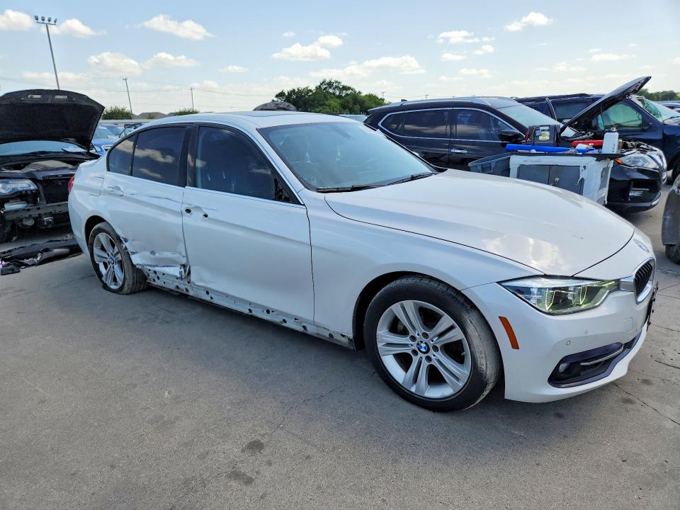 58984306 :رقم المزاد ، WBA8B9G54HNU48482 vin ، 2017 Bmw 330 مزاد بيع