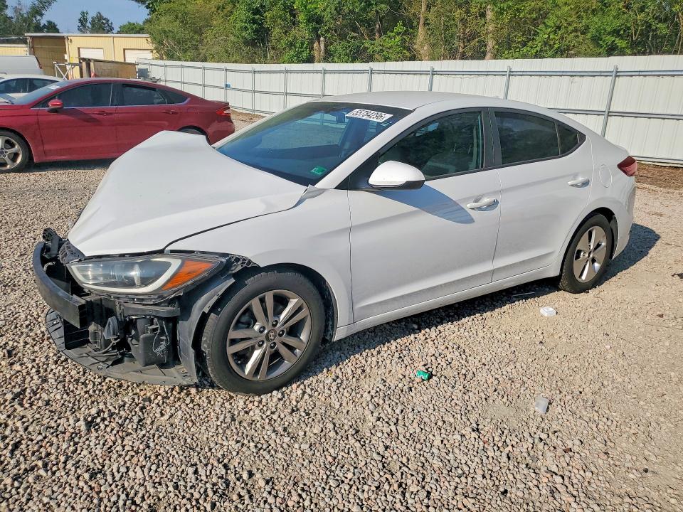 55784296 :رقم المزاد ، 5NPD84LF3HH161863 vin ، 2017 Hyundai Elantra مزاد بيع