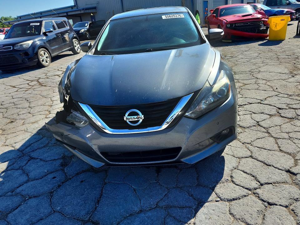 Продажа на аукционе авто 2018 Nissan Altima, vin: 1N4BL3AP2JC152168, номер лота: 55620376