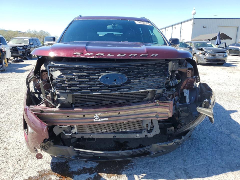 56538956 :رقم المزاد ، 1FM5K8GT7JGB79706 vin ، 2018 Ford Explorer مزاد بيع