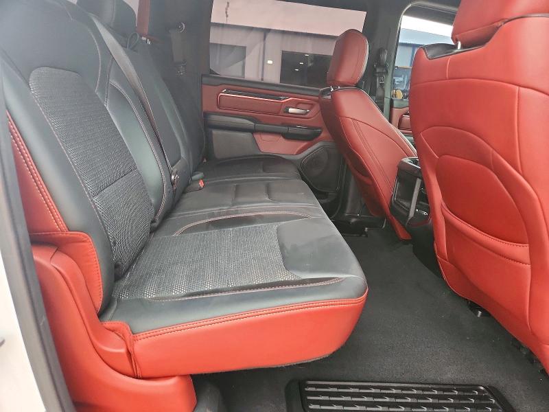 56796006 :رقم المزاد ، 1C6RRELT6KN684808 vin ، 2019 Ram 1500 مزاد بيع