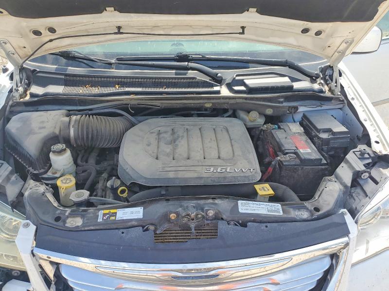 59109796 :رقم المزاد ، 2C4RC1BG9FR577378 vin ، 2015 Chrysler Town & Country مزاد بيع