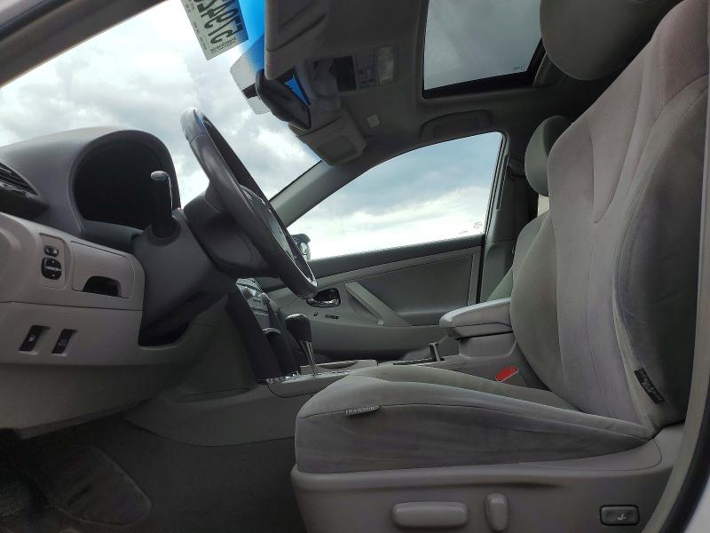 57942056 :رقم المزاد ، 4T1BB3EK7AU113660 vin ، 2010 Toyota Camry مزاد بيع