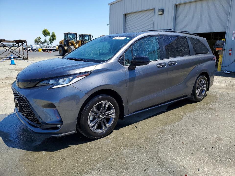 57594026 :رقم المزاد ، 5TDDSKFC0SS178872 vin ، 2025 Toyota Sienna مزاد بيع