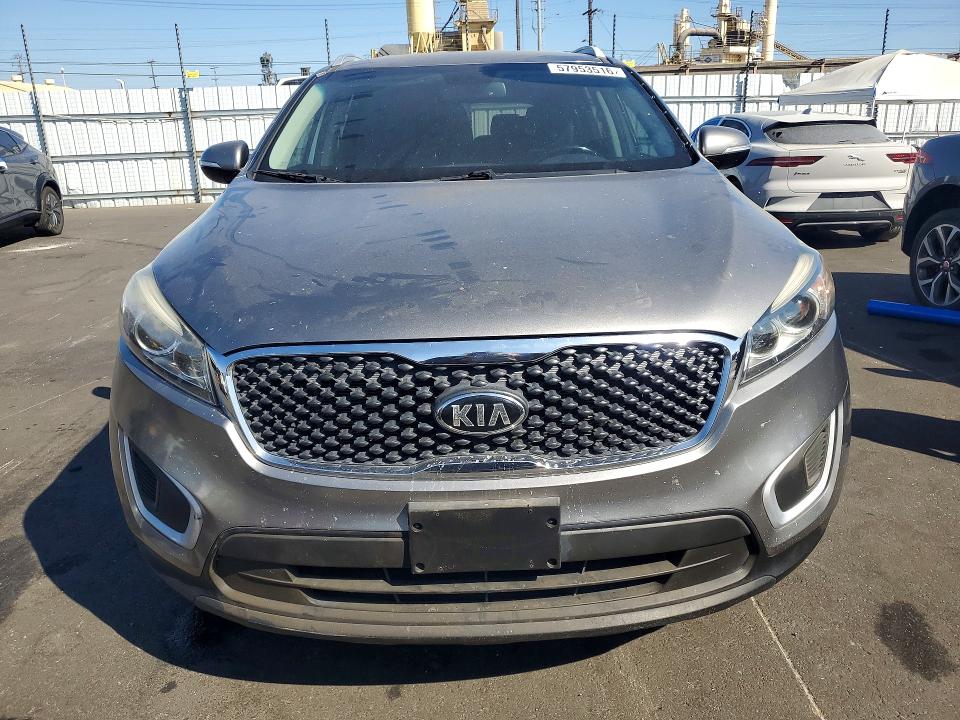 Продажа на аукционе авто 2016 Kia Sorento, vin: 5XYPG4A54GG160379, номер лота: 57953516