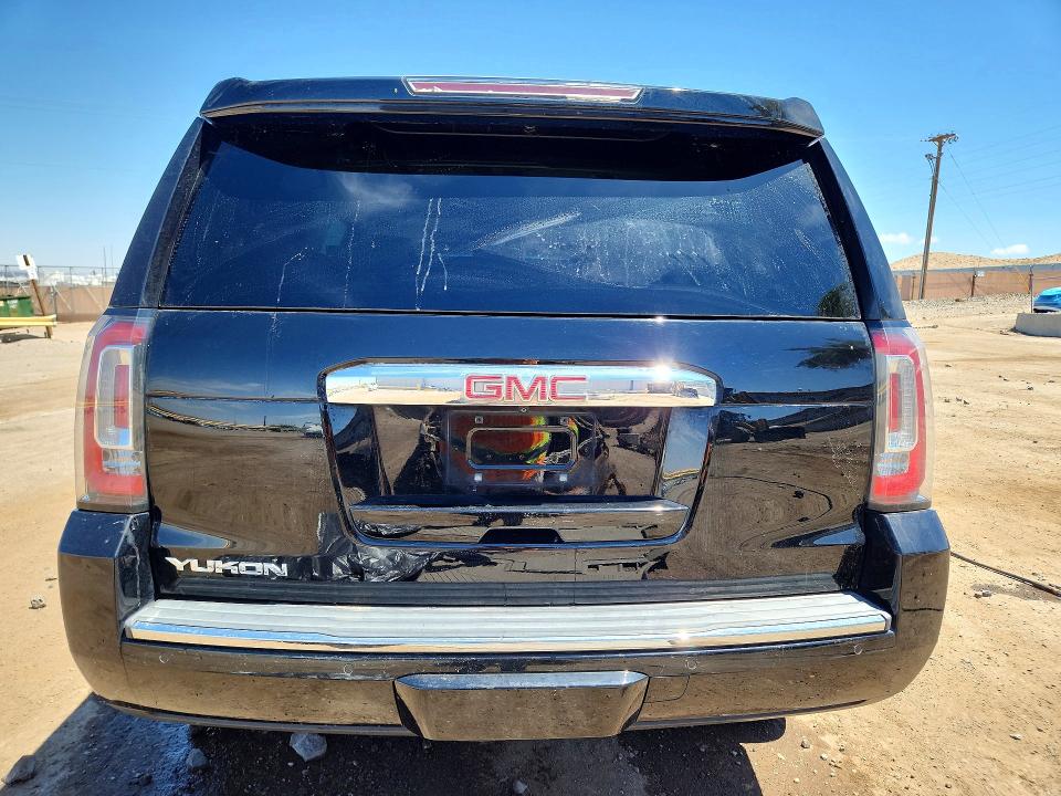 56983606 :رقم المزاد ، 1GKS1CKJ4JR326074 vin ، 2018 Gmc Yukon مزاد بيع