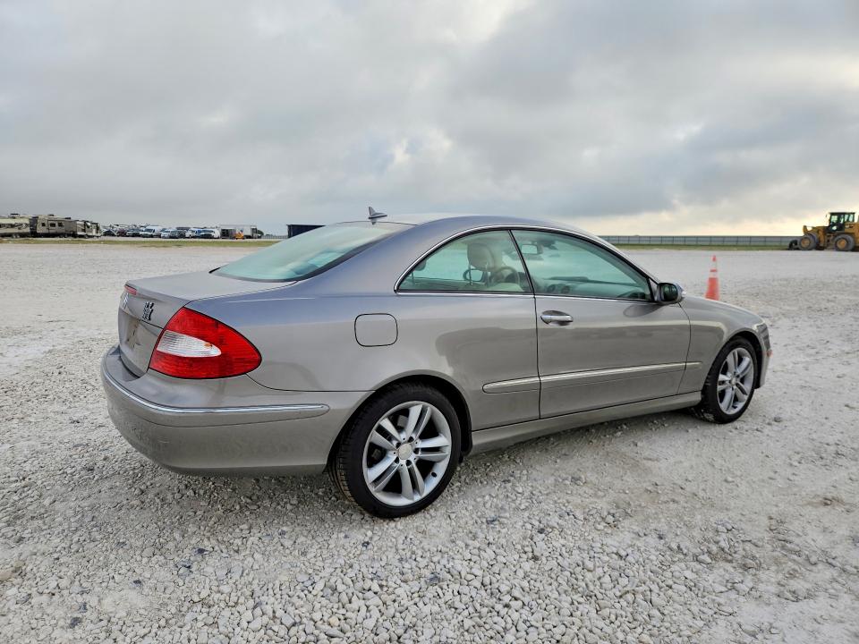 58881856 :رقم المزاد ، WDBTJ56H88F254034 vin ، 2008 Mercedes-benz Clk مزاد بيع