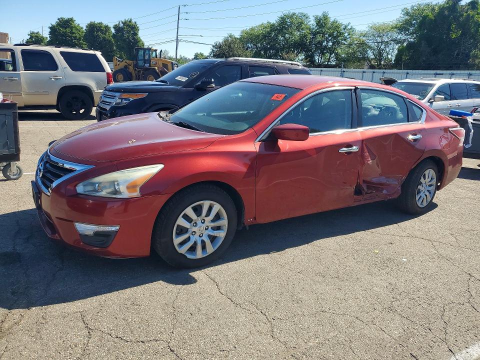 Продажа на аукционе авто 2015 Nissan Altima, vin: 1N4AL3AP7FN384448, номер лота: 55436696