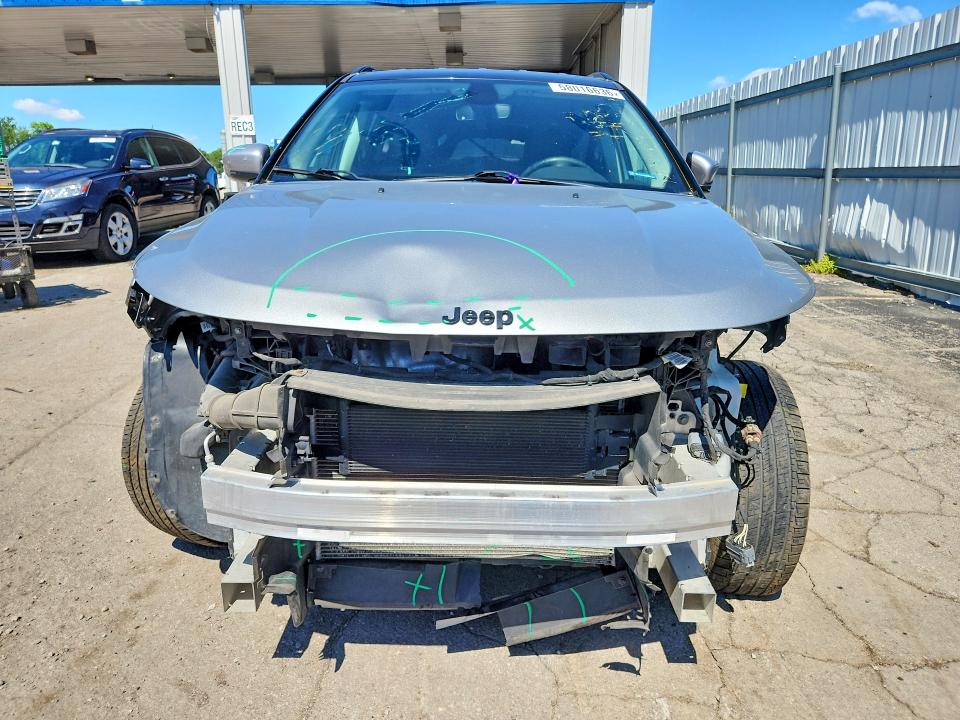 58016636 :رقم المزاد ، 3C4NJDCB1KT793953 vin ، 2019 Jeep Compass مزاد بيع
