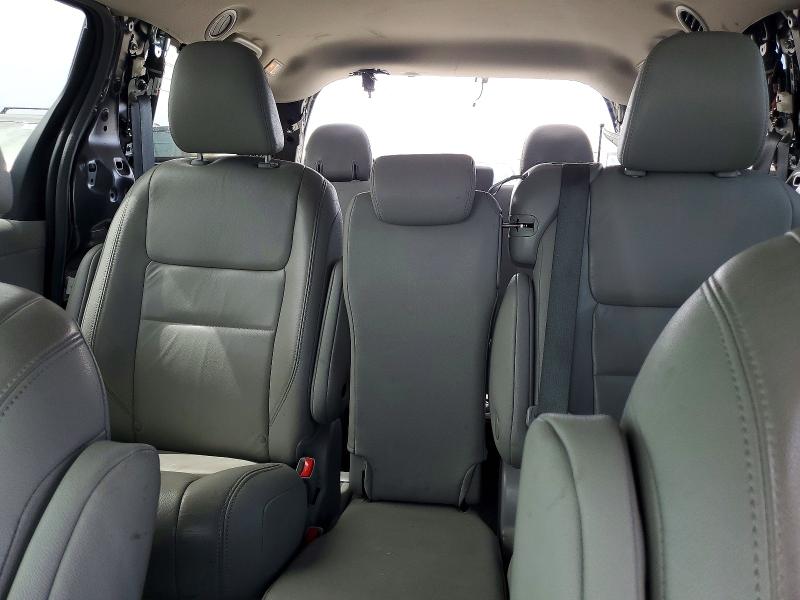 56599976 :رقم المزاد ، 5TDYZ3DC1KS989490 vin ، 2019 Toyota Sienna مزاد بيع
