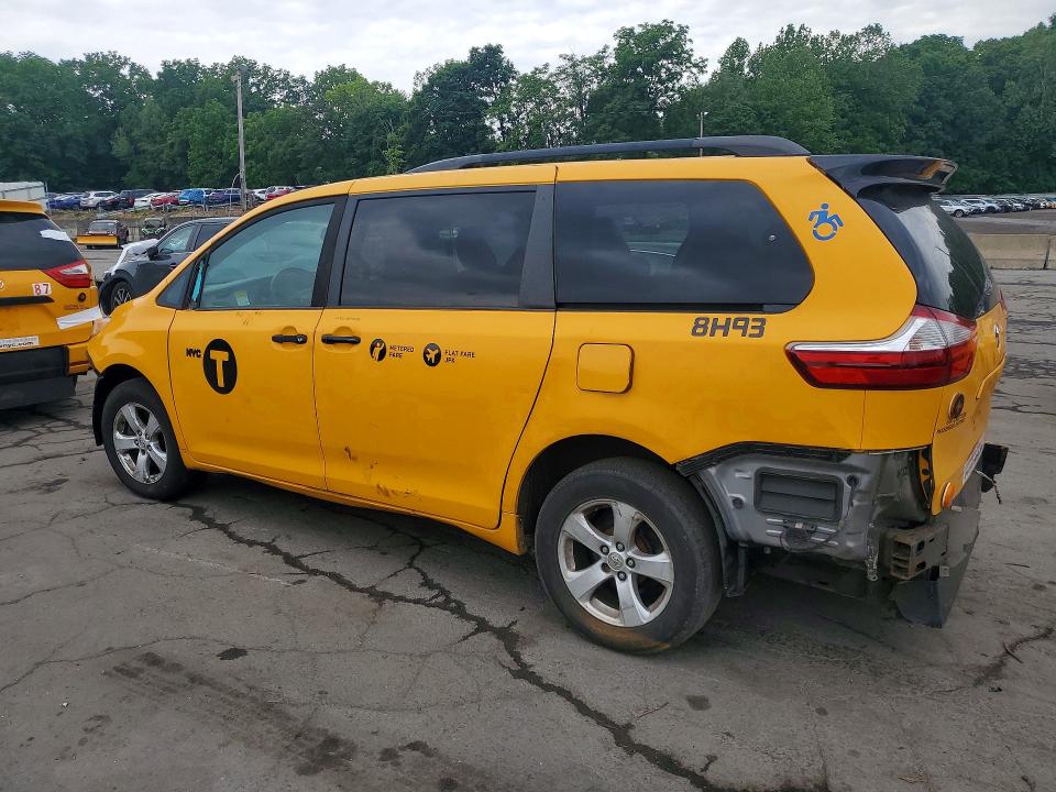 2016 Toyota Sienna მანქანა იყიდება აუქციონზე, vin: 5TDKK3DC4GS763462, აუქციონის ნომერი: 57136326