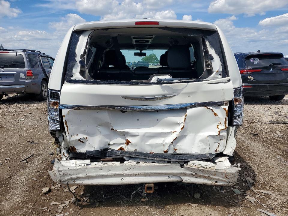 57341046 :رقم المزاد ، 2C4RC1CG3DR542380 vin ، 2013 Chrysler Town-country مزاد بيع