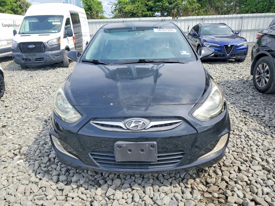 2013 Hyundai Accent მანქანა იყიდება აუქციონზე, vin: KMHCU5AE9DU119846, აუქციონის ნომერი: 58487906