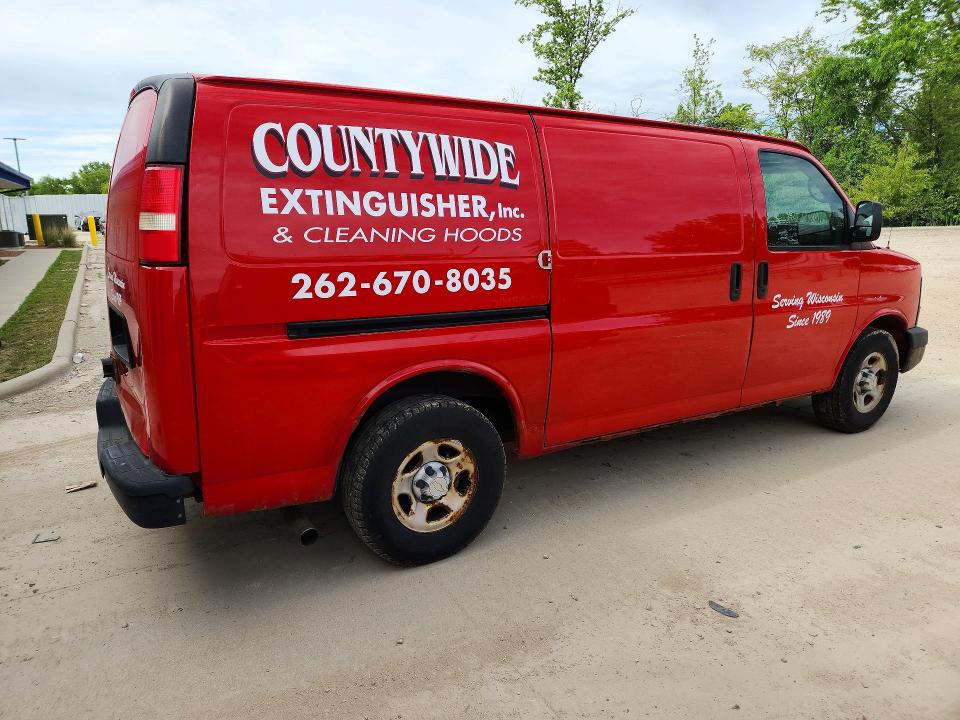 56410126 :رقم المزاد ، 1GCFG154881101686 vin ، 2008 Chevrolet Express G1500 مزاد بيع