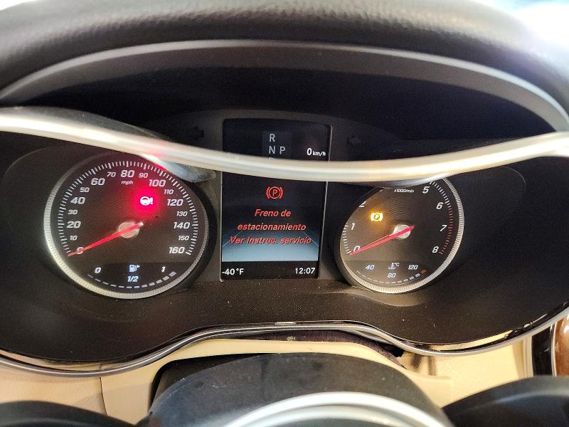 58845886 :رقم المزاد ، 55SWF4KB1GU133794 vin ، 2016 Mercedes-benz C مزاد بيع