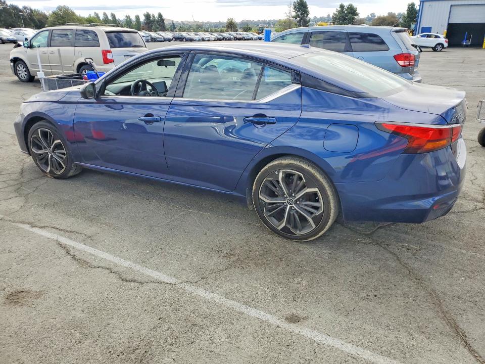 Продажа на аукционе авто 2023 Nissan Altima, vin: 1N4BL4CV4PN336090, номер лота: 58882586