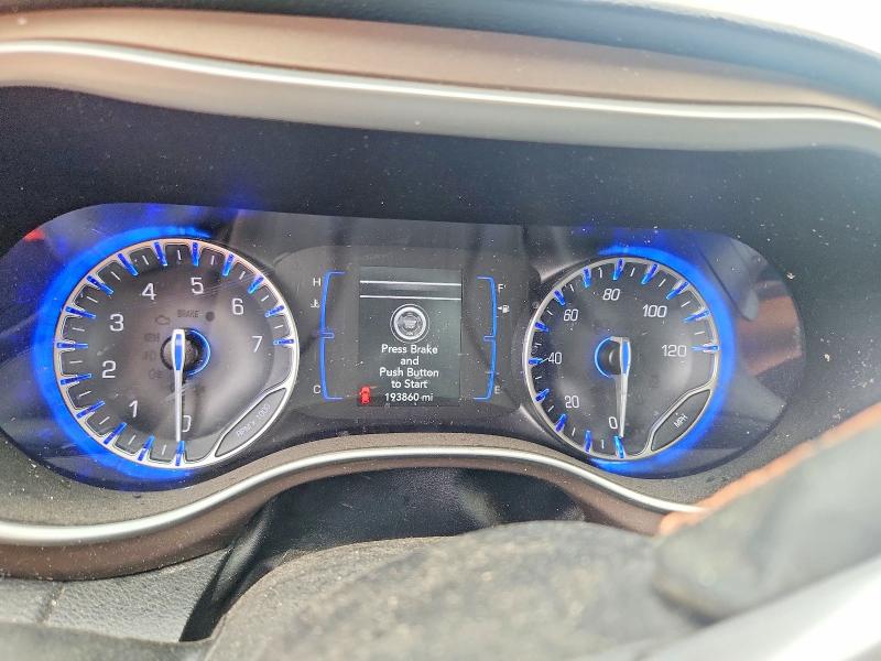 57240286 :رقم المزاد ، 2C4RC1BG5KR554836 vin ، 2019 Chrysler Pacifica مزاد بيع
