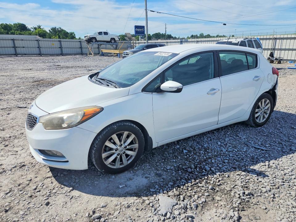 2015 Kia Forte მანქანა იყიდება აუქციონზე, vin: KNAFX5A8XF5314156, აუქციონის ნომერი: 58422126