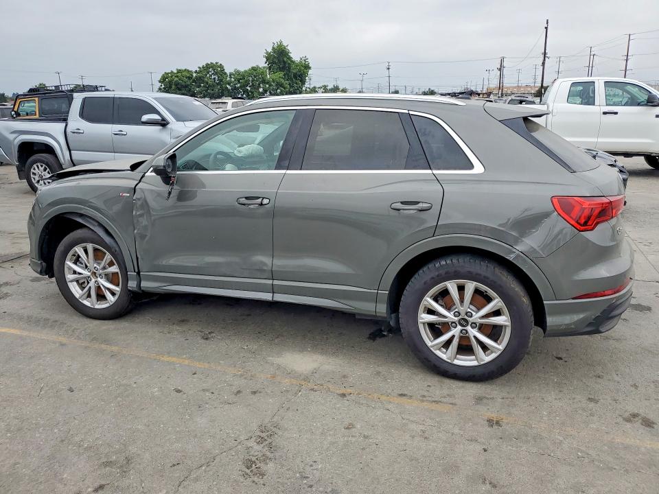59157026 :رقم المزاد ، WA1EECF37S1007299 vin ، 2025 Audi Q3 مزاد بيع