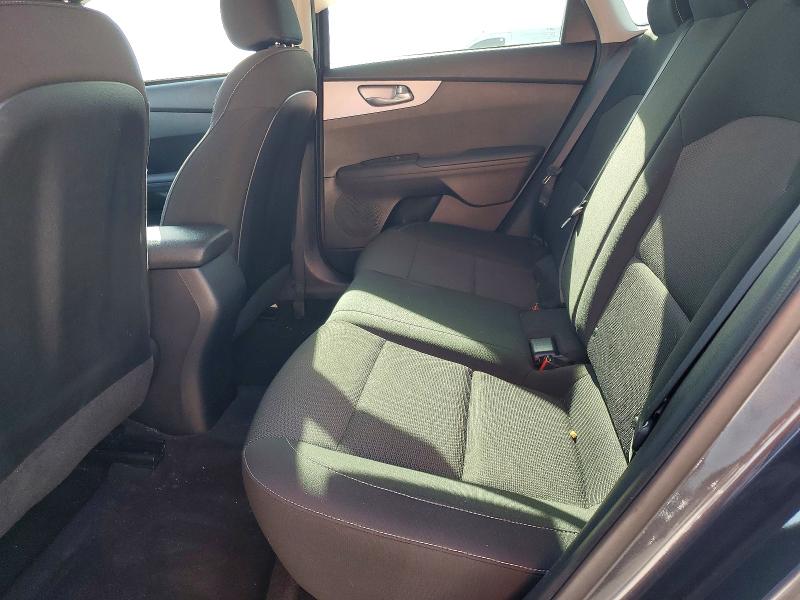 57369946 :رقم المزاد ، 3KPF24AD2PE605524 vin ، 2023 Kia Forte مزاد بيع