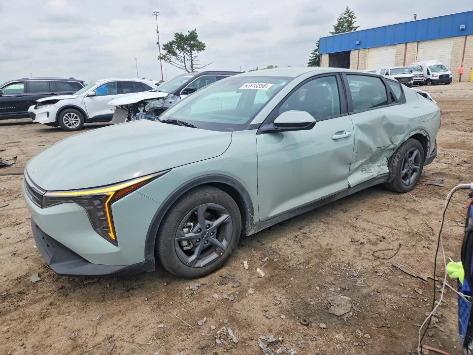 2025 Kia K4 მანქანა იყიდება აუქციონზე, vin: 3KPFT4DE5SE108834, აუქციონის ნომერი: 56818356