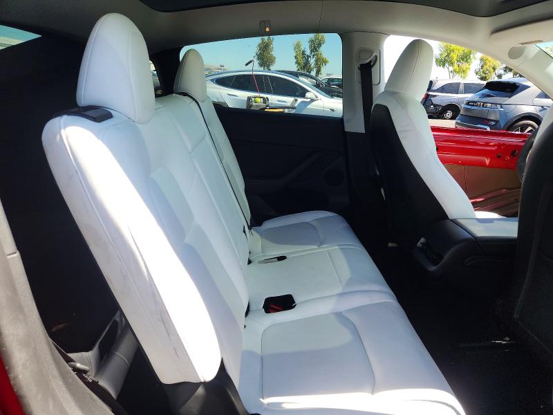 2024 Tesla Model Y მანქანა იყიდება აუქციონზე, vin: 7SAYGAEE2RF048304, აუქციონის ნომერი: 56860316