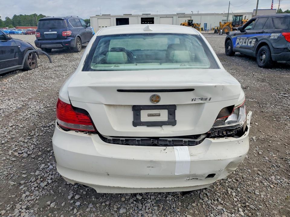 2011 Bmw 128 მანქანა იყიდება აუქციონზე, vin: WBAUP7C57BVP21514, აუქციონის ნომერი: 57129226