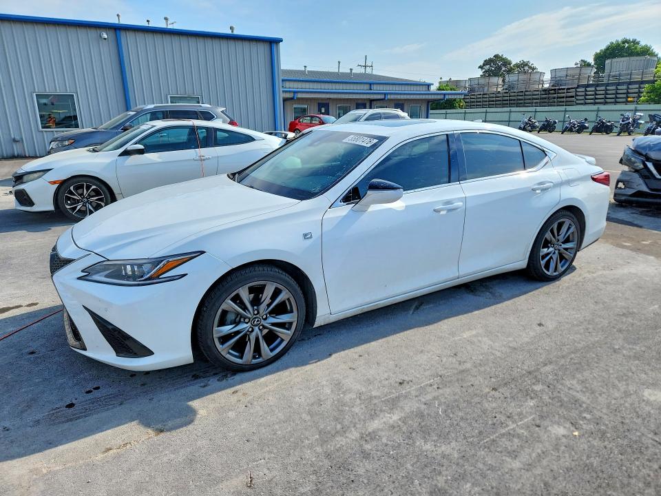 Продажа на аукционе авто 2020 Lexus Es, vin: 58AGZ1B17LU061458, номер лота: 55801476