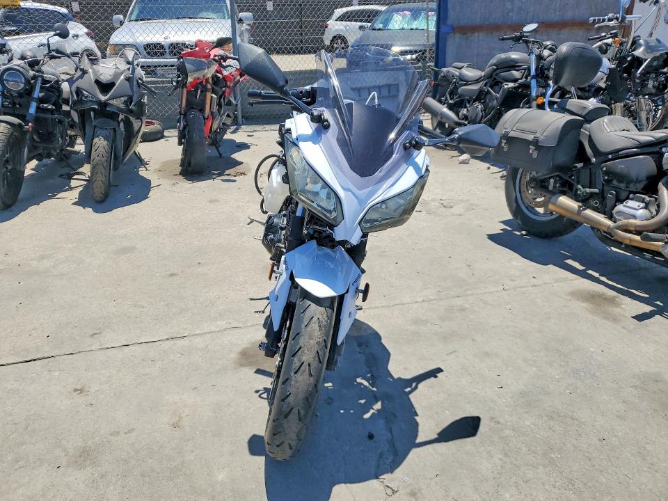 57537976 :رقم المزاد ، JKAEX8B17FDA21044 vin ، 2015 Kawasaki Ex300 مزاد بيع