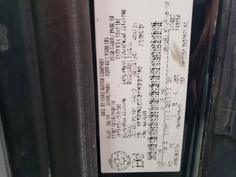 58301306 :رقم المزاد ، 1FTBW2CG2KKB27156 vin ، 2019 Ford Transit مزاد بيع