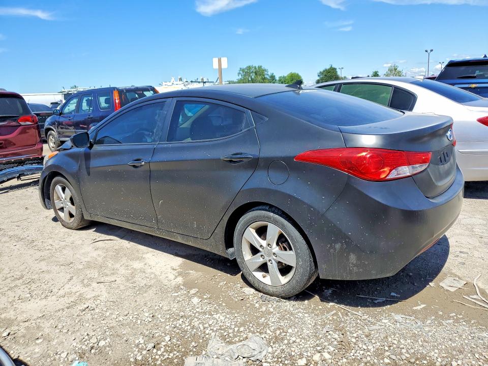 2013 Hyundai Elantra მანქანა იყიდება აუქციონზე, vin: 5NPDH4AE7DH349290, აუქციონის ნომერი: 57853156